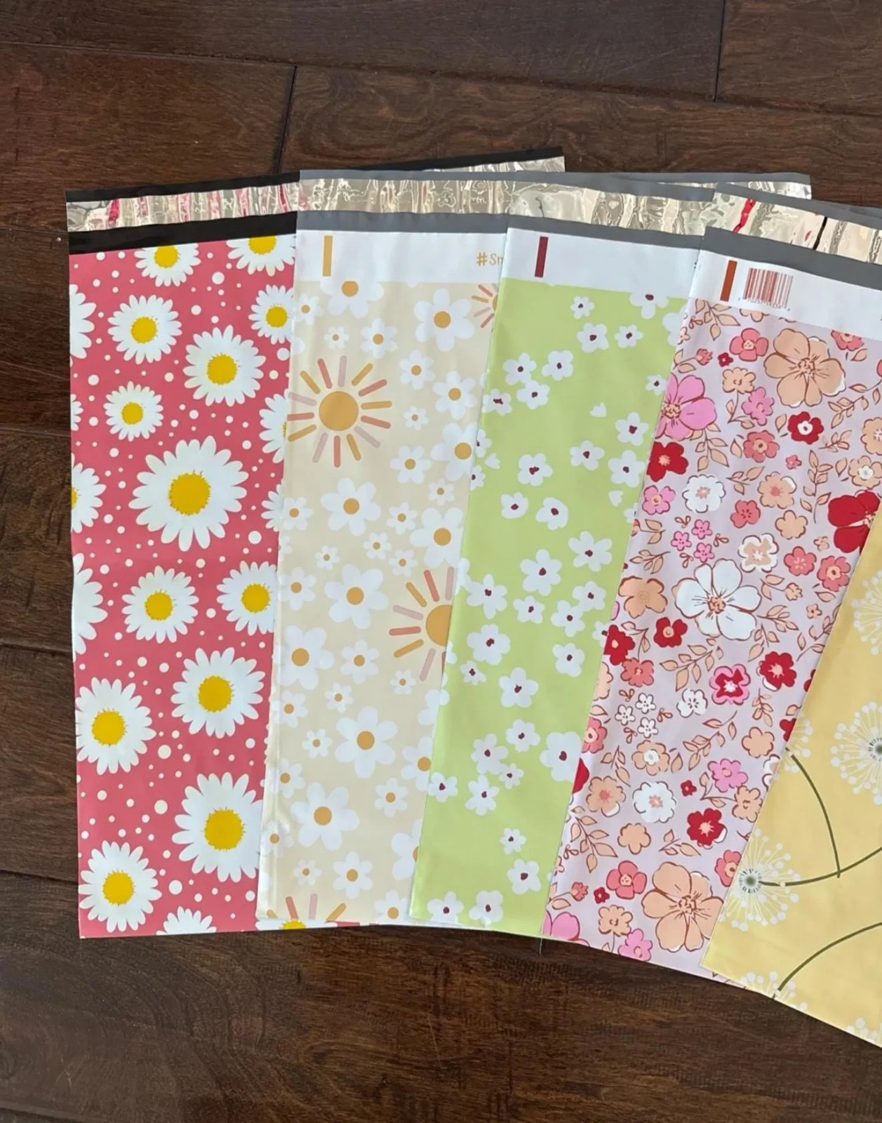 10 OR 20 Pack – 12×15.5″ Large Beautiful Floral 5 Patterns Designer Poly Mailers