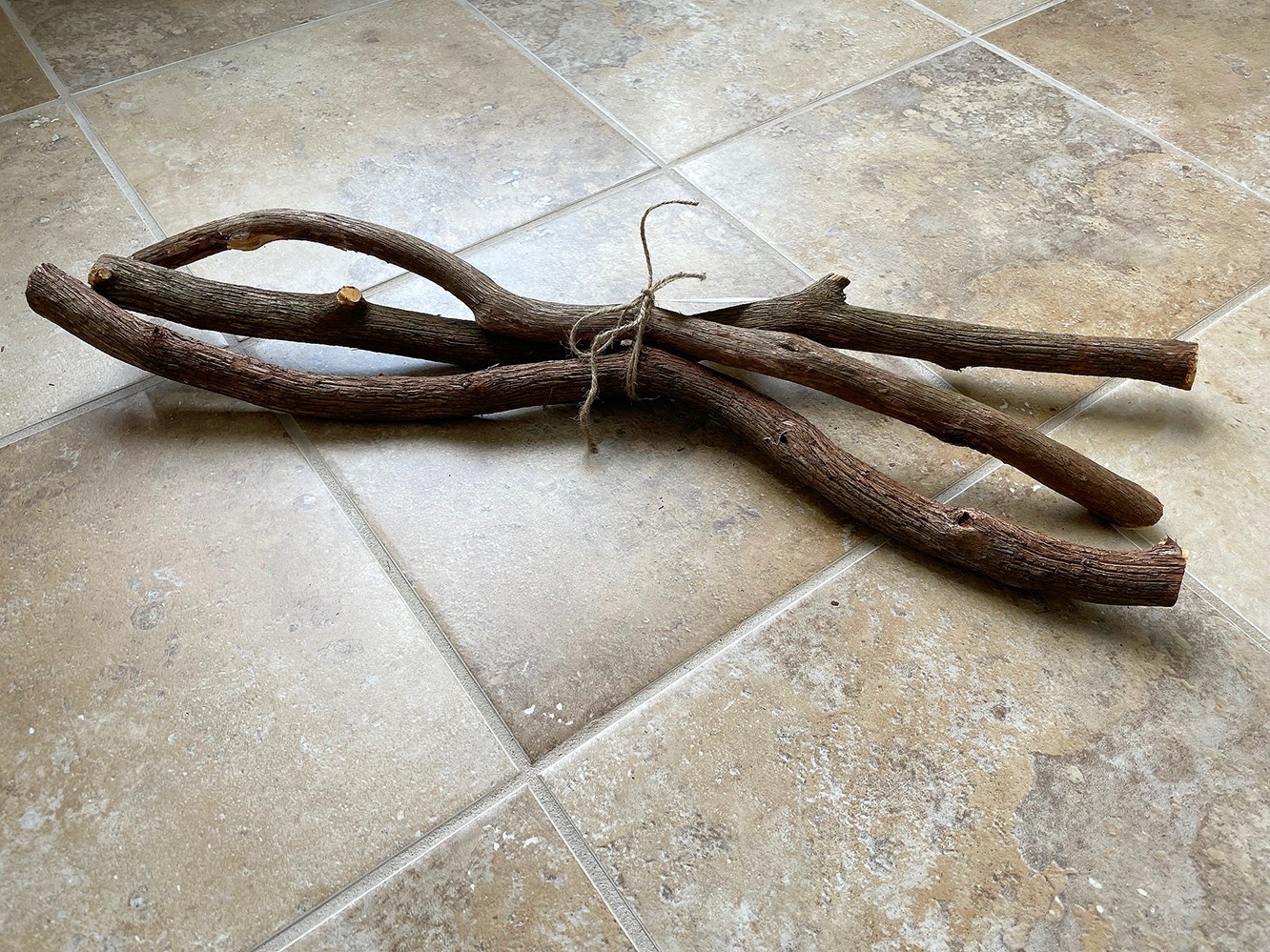 24″ NC Mountain Laurel Decorative Wood for Carving, Crafts, Wedding, Party Decor