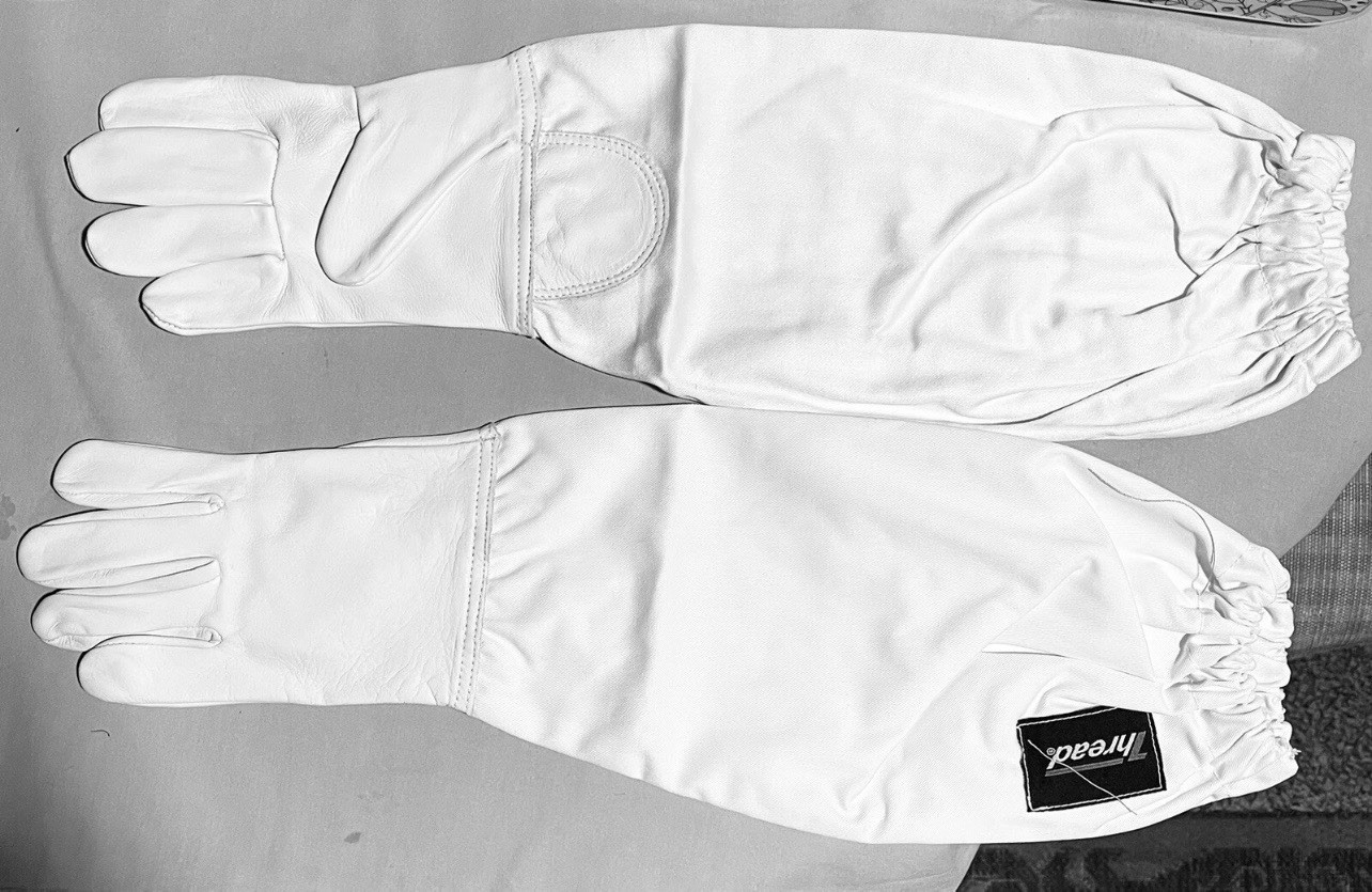 Pro’s Choice premium Ventilated Beekeeping Full SUIT + GLOVES Size; XL Thread(R)