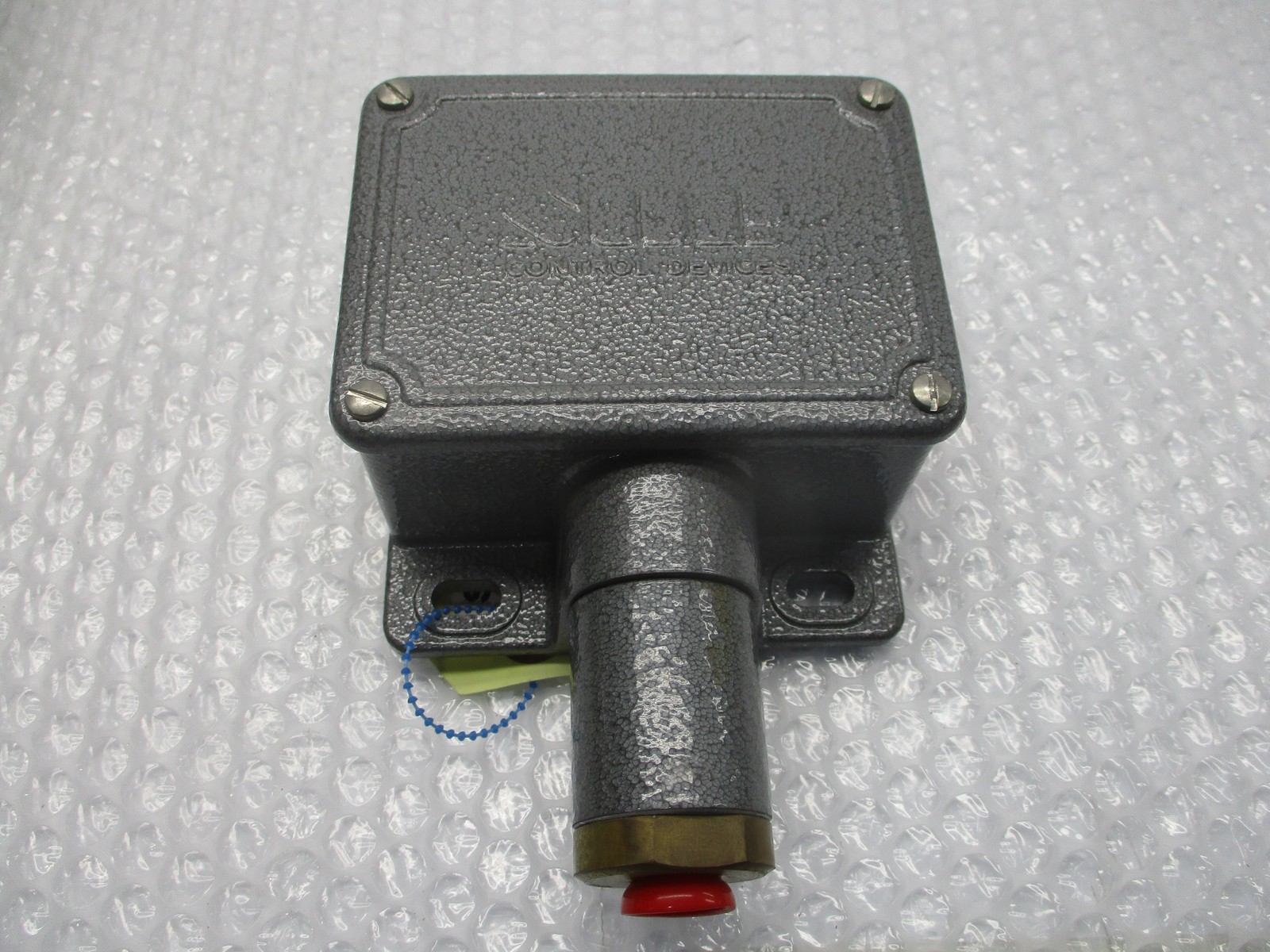 SOR 6NN-T45-N4-D1A PRESSURE SWITCH 25-275PSI NSNP