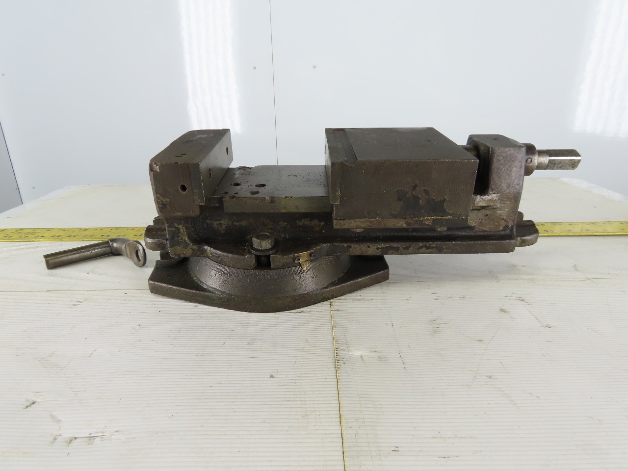 4-1/2″ Throat 6″ Machinist Swivel Base Vise Hard Jaws