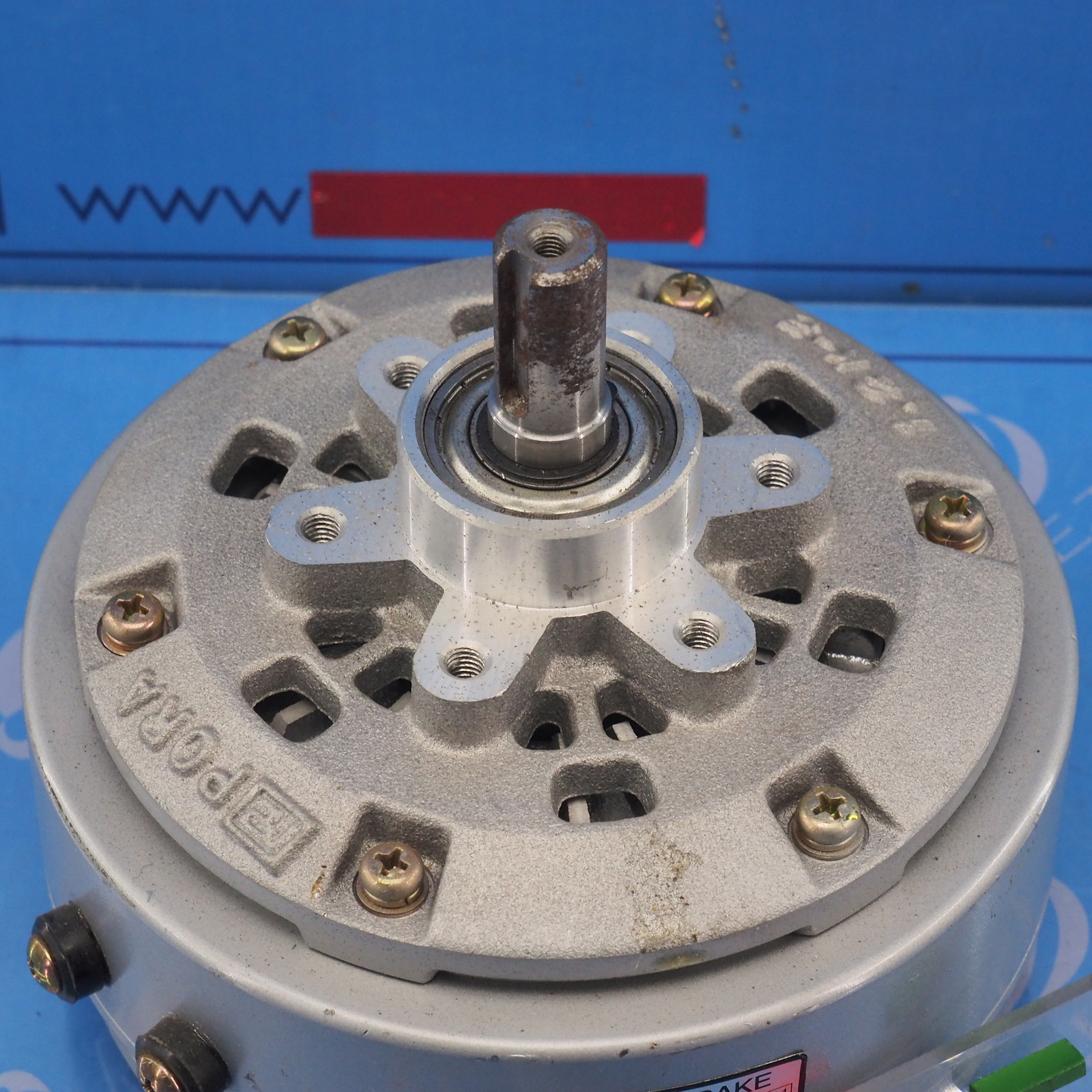 Pora Powder Brake 1.2Kg.M 24V 3.1A Pora Y4 Motor Pora Y4 Motor 60Days Warranty