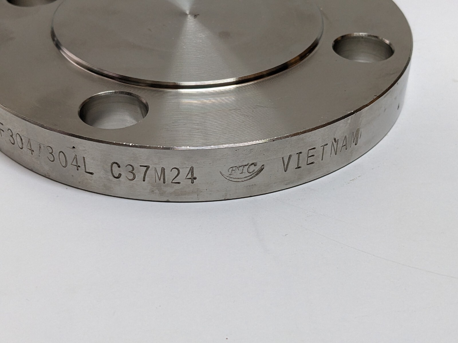 2″ FTC Blind Flange 150 A/SA182 304 Stainless Steel Made in Vietnam (NEW).
