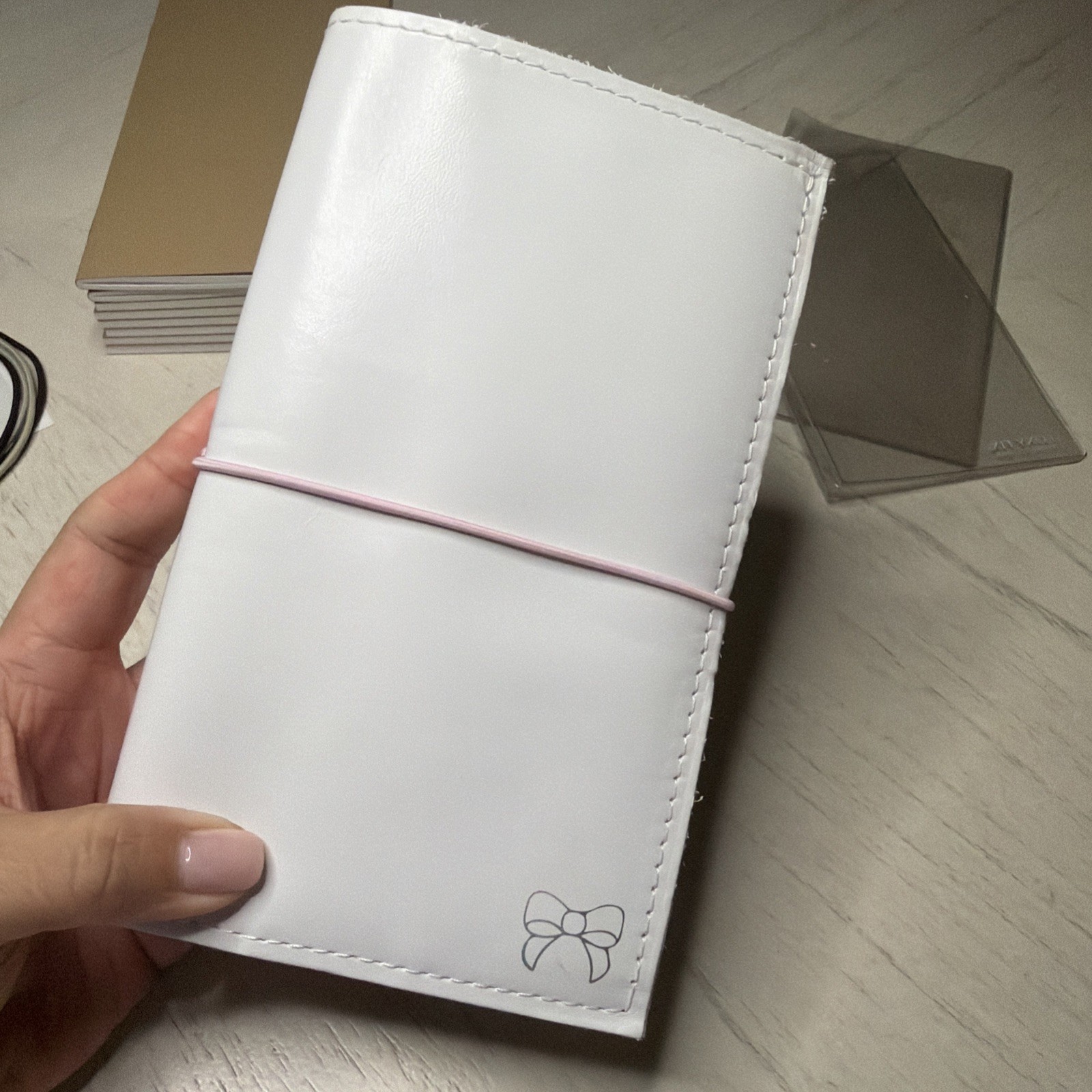 New Foxy Fix Leather White Pink Travelers Notebook Inserts Mystery Gifts 4.5 x 7