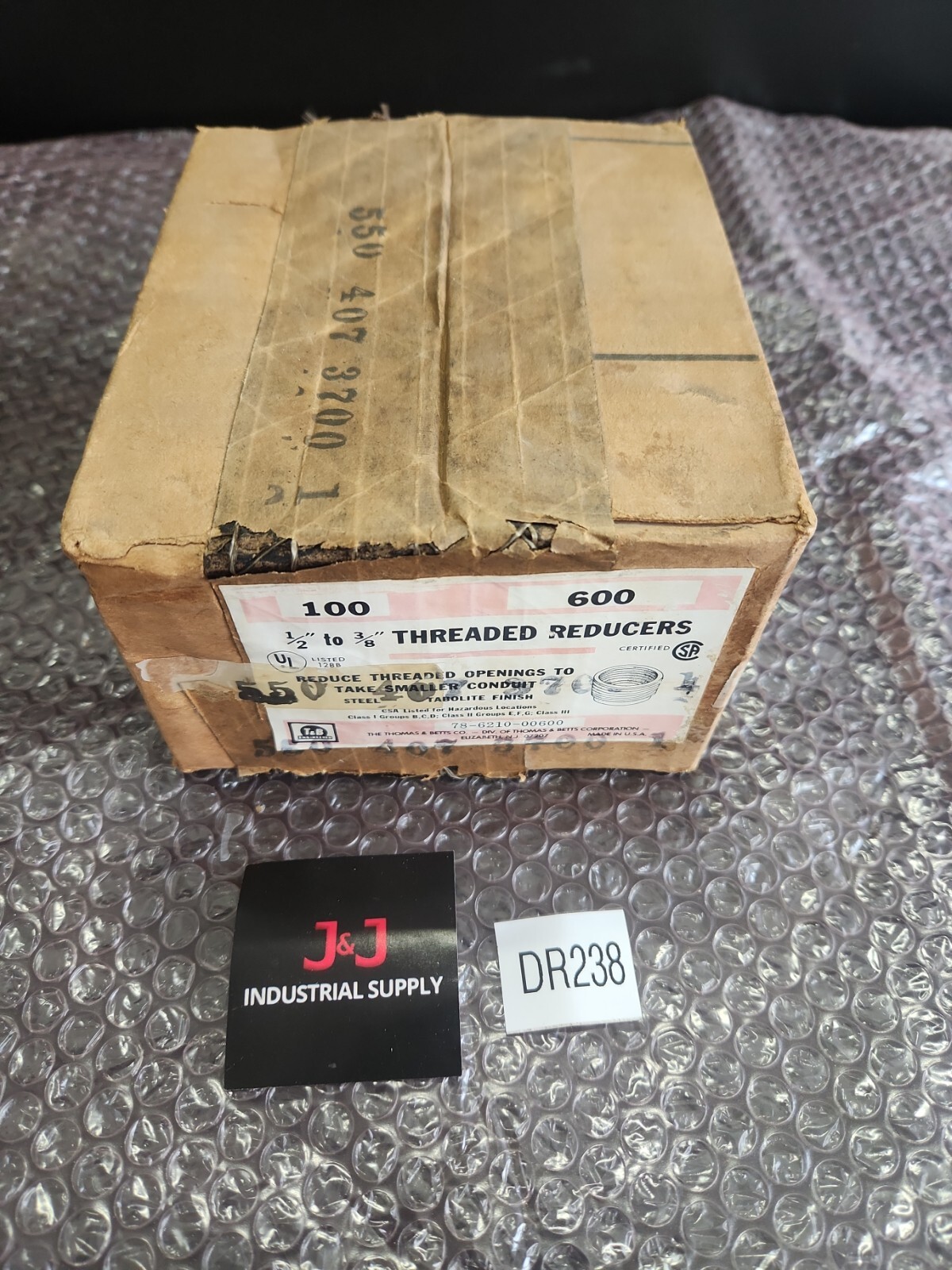?️ *OLD STOCK* BOX OF 100 T&B 600 1/2″ to 3/8″ Threaded Reducers ⚡️?? SHIP