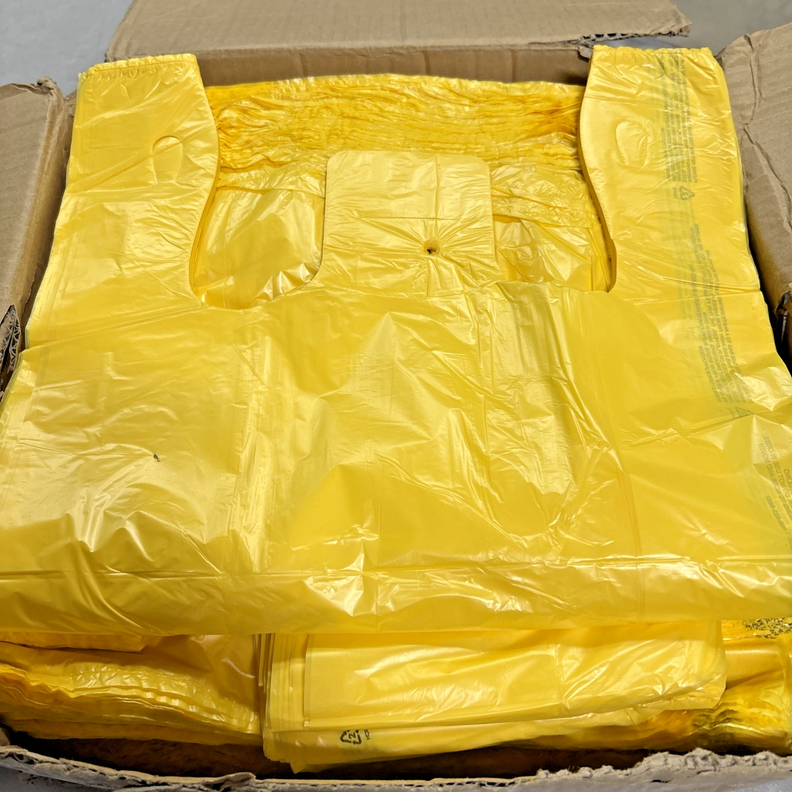Yellow Plastic T-Shirt Shopping Bags – Case of 1,000-11 ½” X 6″ X 21″ – 90144