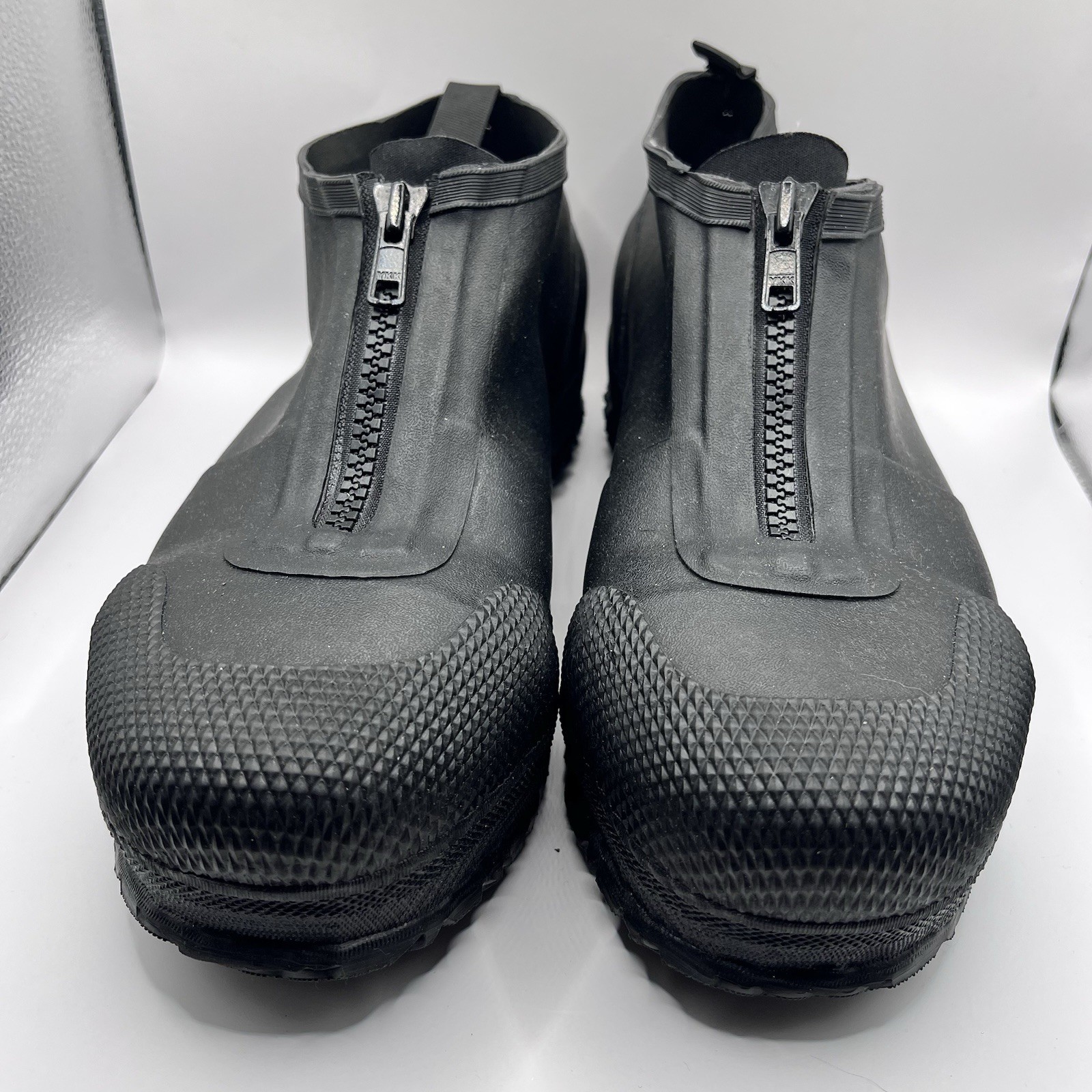 Bogs Unisex Adult Overshoe Zip Comp Toe Work & Safety Shoes Black Men’s 8